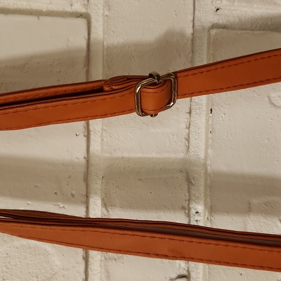 Jessica Simpson Faux Leather Crossbody Bag - Picture 5 of 11